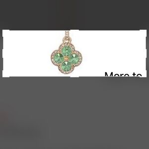 Elegant Green Pendant Necklace